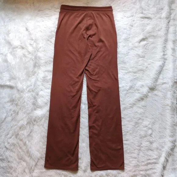 Vuori Halo Slim Flare DreamKnit Pants Women's Size Small Rosewood - Picture 5 of 10